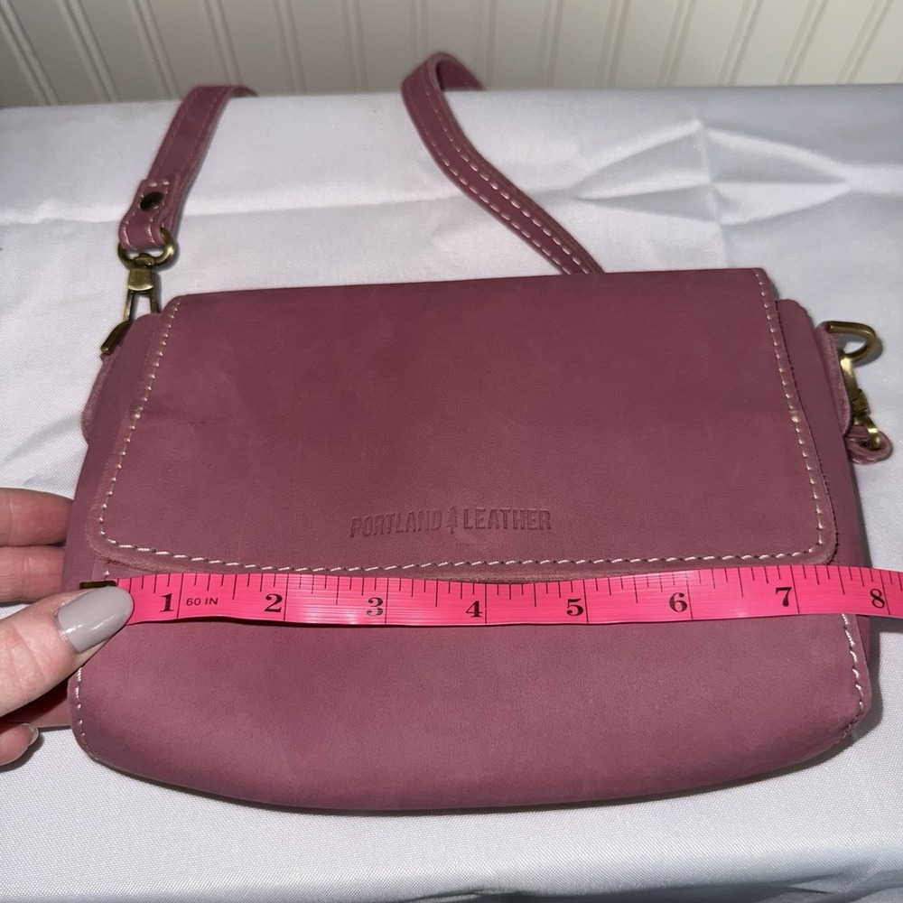 Portland Leather Goods Leather Purse Metro Mini Crossbody Foxglove Dusty Pink - Picture 12 of 12